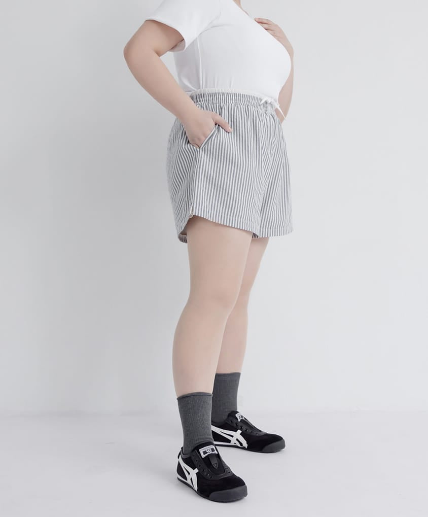 Bubble Stripe Layered-Look Plus Size Shorts