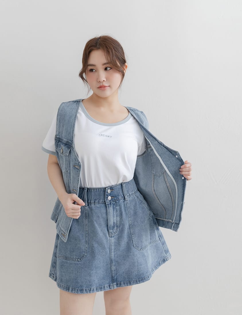 Waist-Cinching A-Line Plus Size Denim Skirt (With Shorts)