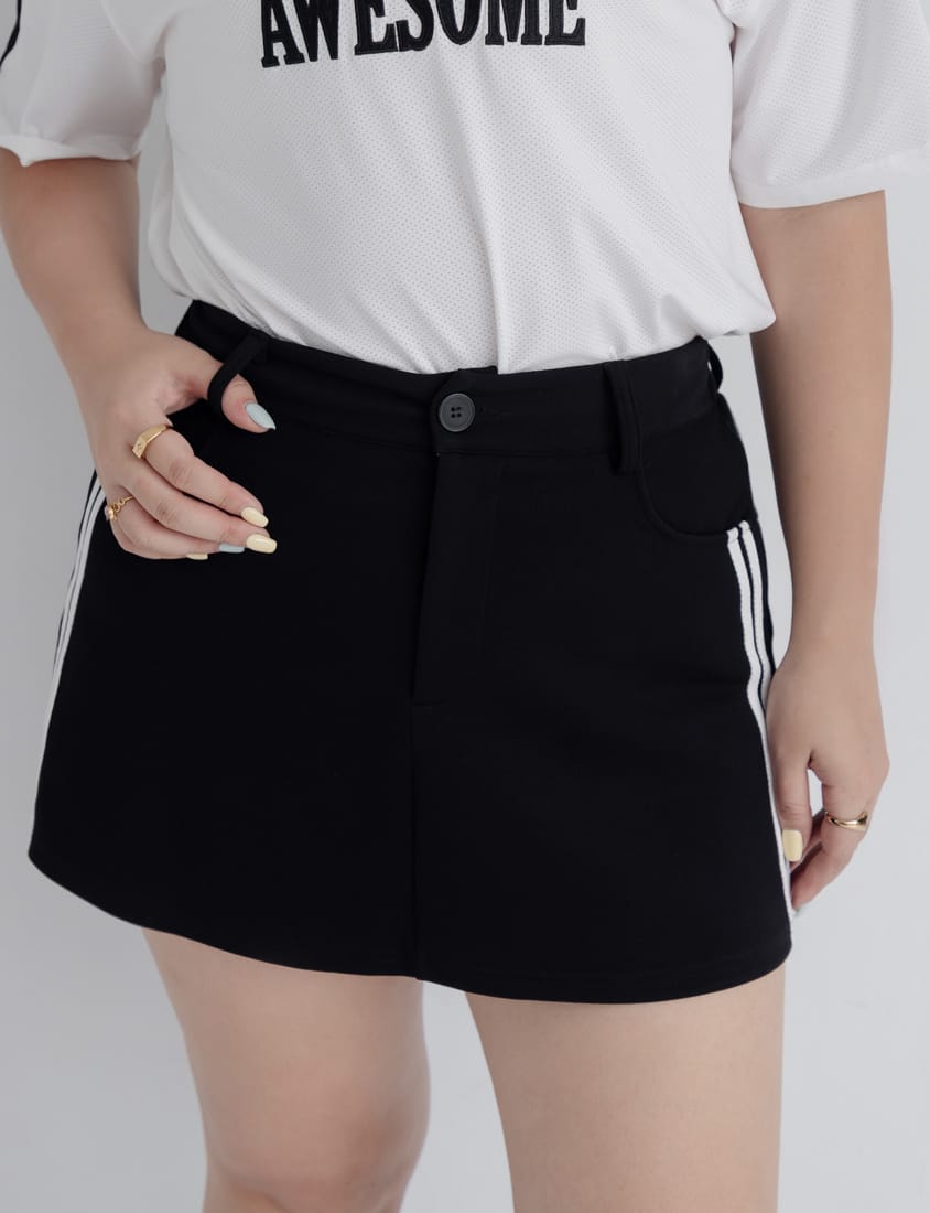 MUA! Space Cotton Back Elastic Plus Size Mini Skirt (With Pants)