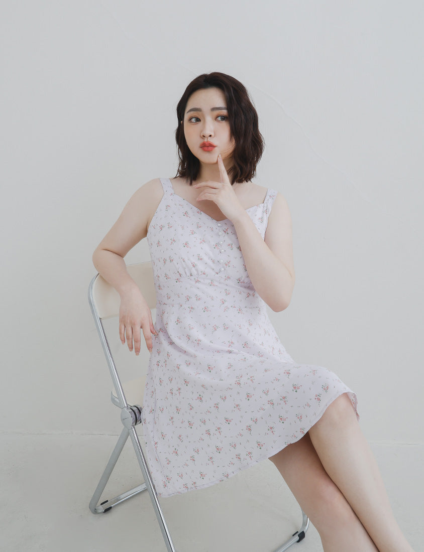 Adjustable Pearl Button Floral Plus-Size Mini Dress