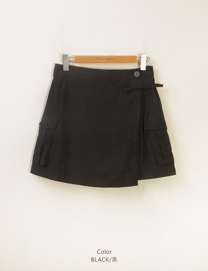 Sweet & Edgy Cargo Side-Tie Pocket Plus Size Mini Skirt  (With Inner Pants)