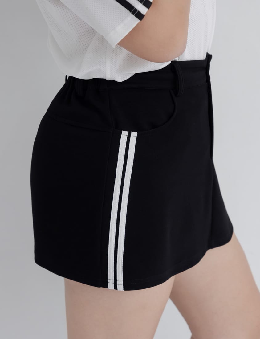 MUA! Space Cotton Back Elastic Plus Size Mini Skirt (With Pants)