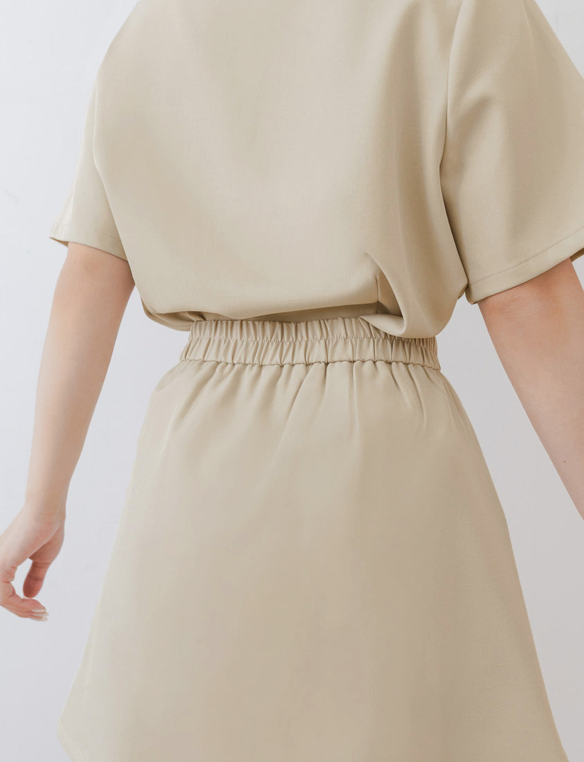 MISS. Korean Contrast Stitch Twill Back-Elastic Plus Size Mini Skirt