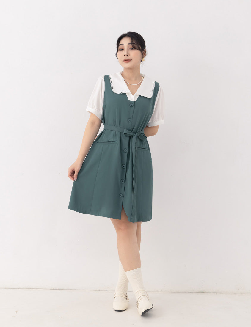 MISS. Elegant Lace Collar Plus Size Puff Sleeve Dress (With Waist Tie)