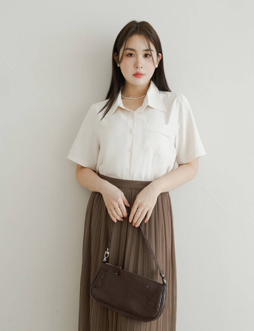 MISS. Lightweight Cooling Pleated Pocket Plus Size Short Sleeve Shirt