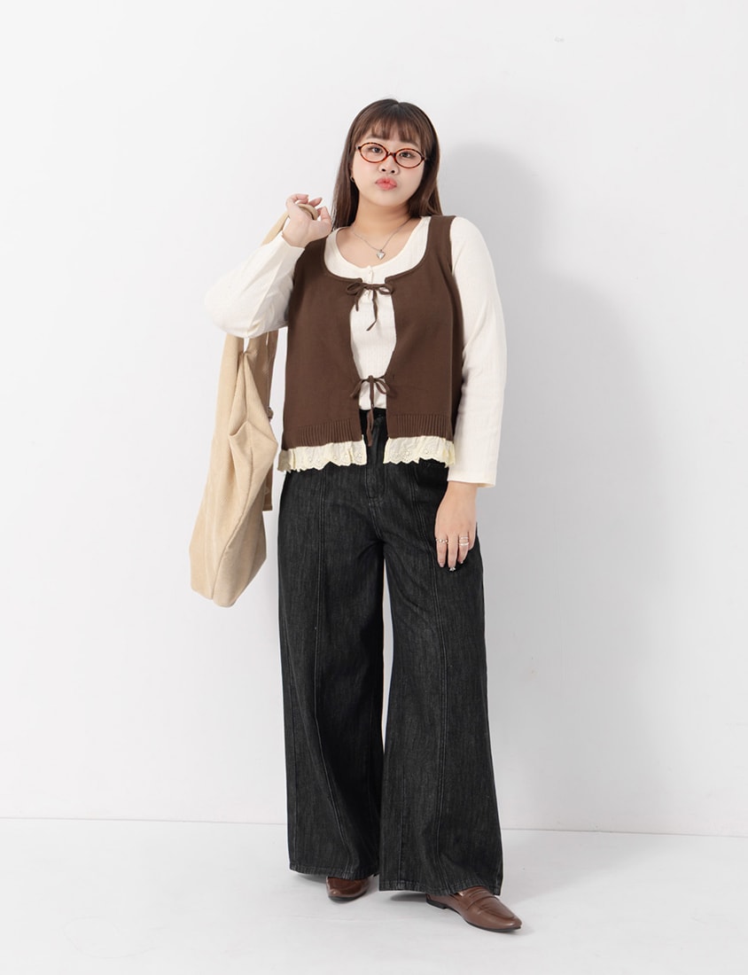 Apple-Shaped Friendly! Seamed Plus Size Wide Leg Jeans