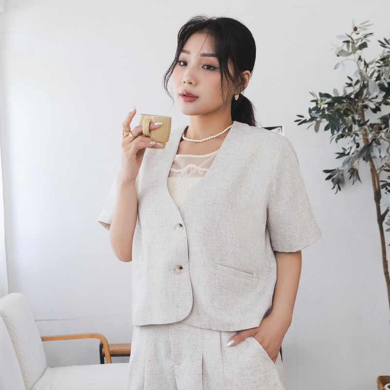 MISS. Wrinkle-Resistant Soft Linen Collarless Blazer Plus Size Jacket