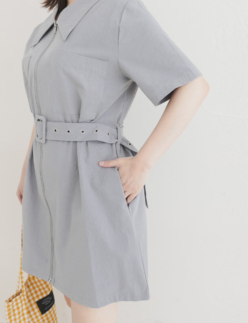 Casual Cargo Zip-Front Plus Size Mini Dress (With Belt)