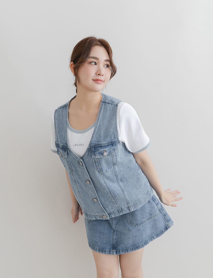 V-Neck Pocket Button Plus Size Denim Vest