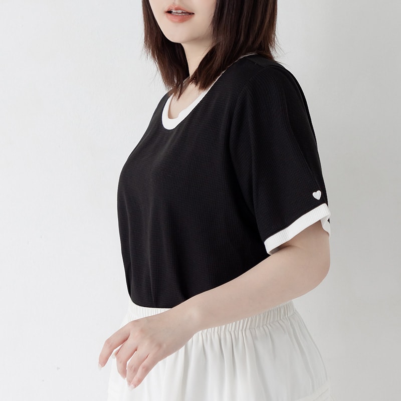 Colorblock Waffle Heart Embroidery Plus Size Top