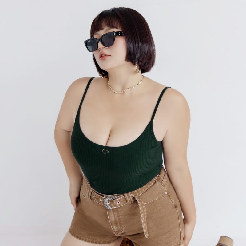 Pobra. Sweet & Edgy Heart Embroidery Plus Size Bra Top (With Pads)