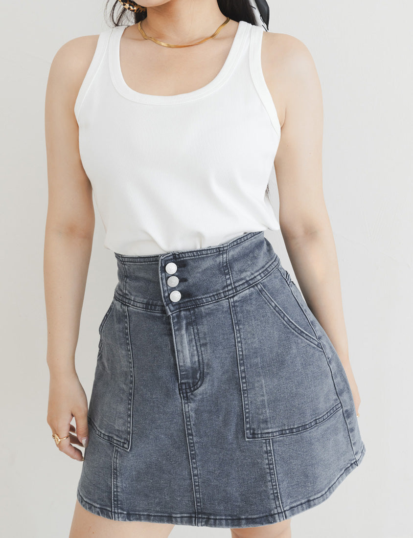 MUA! Summer Essential U-Neck Cut Out Plus Size Tank