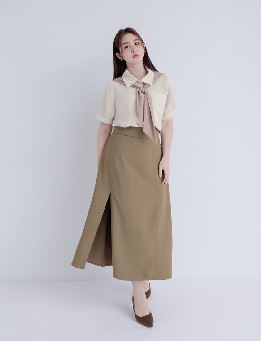 MISS. Faux Two-Piece Color-Block Bow Puff Sleeve Plus Size Blouse