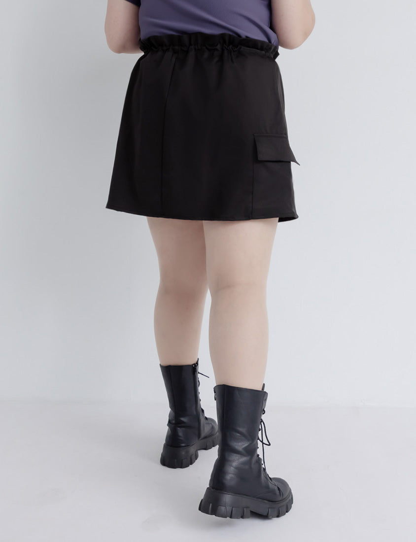 Sweet & Edgy Drawstring Cargo Plus Size Mini Skirt (With Inner Shorts)