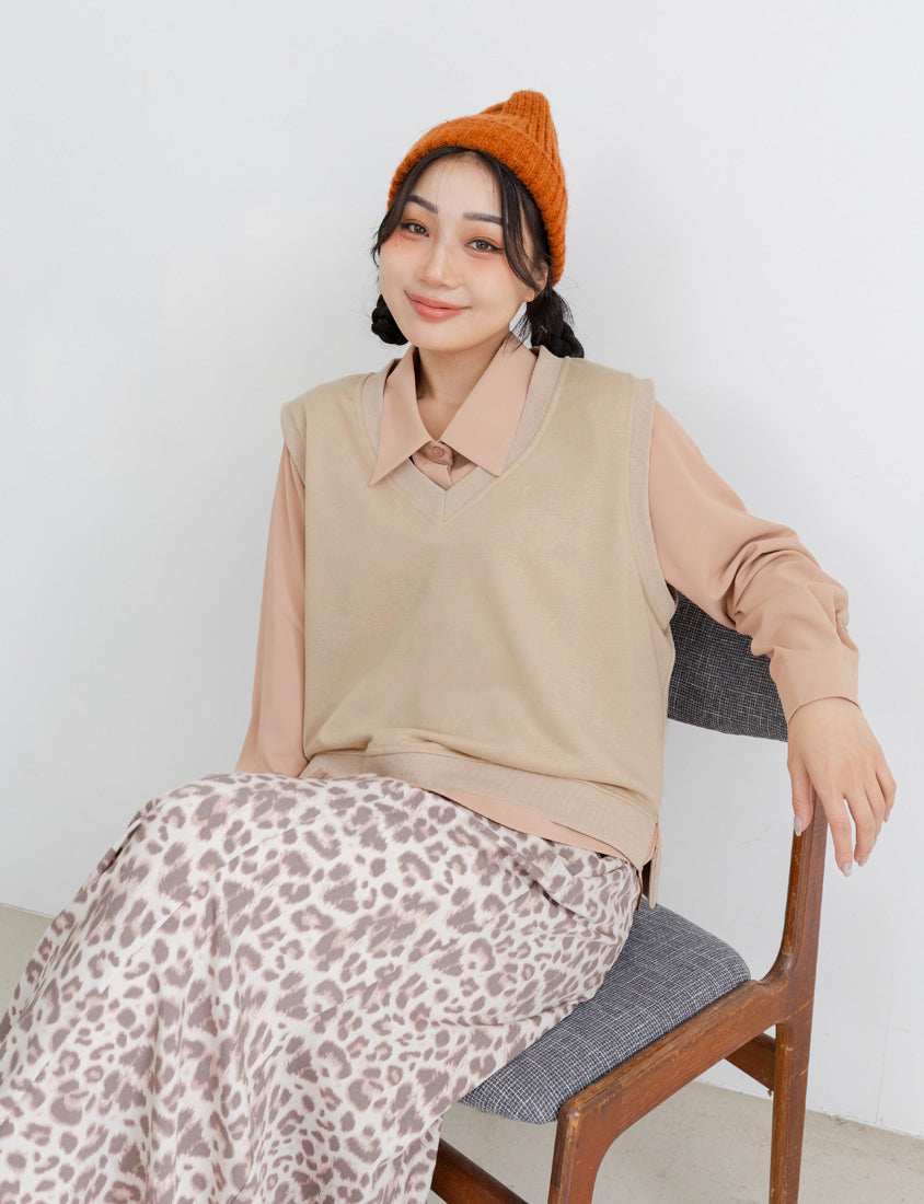 Sweet Versatile V-Neck Cotton Side Slit Plus Size Vest