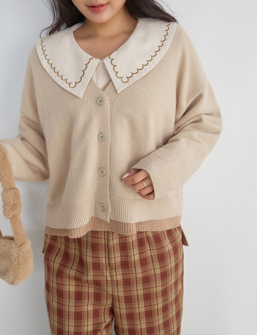 Classic V-Neck Multicolor Cropped Plus Size Knit Cardigan