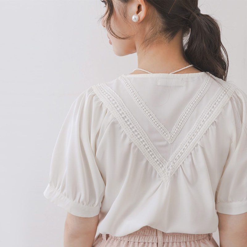 MISS. V-Neck Lace Embroidered Plus Size Puff Sleeve Top