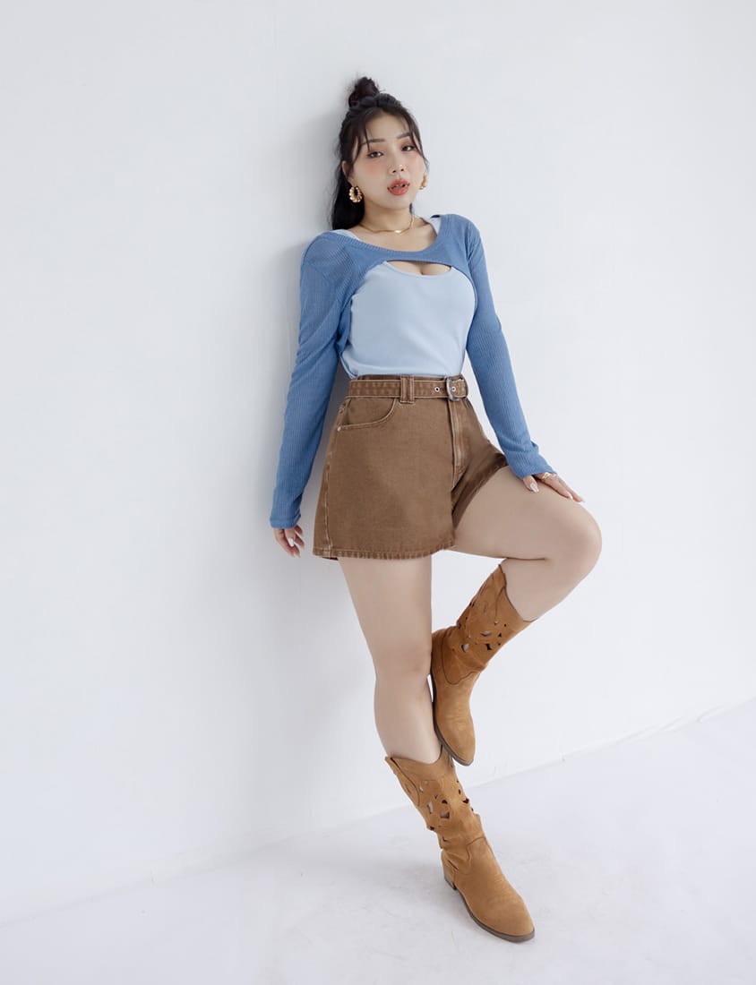 MUA! Sexy Statement Wash Plus Size Denim Shorts (With Belt)