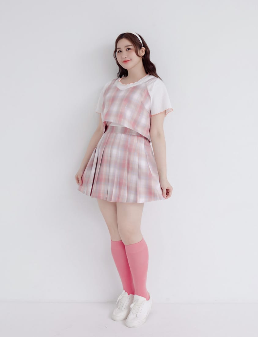 Korean Preppy Elastic Back Plaid Pleated Plus Size Mini Skirt (With Shorts)