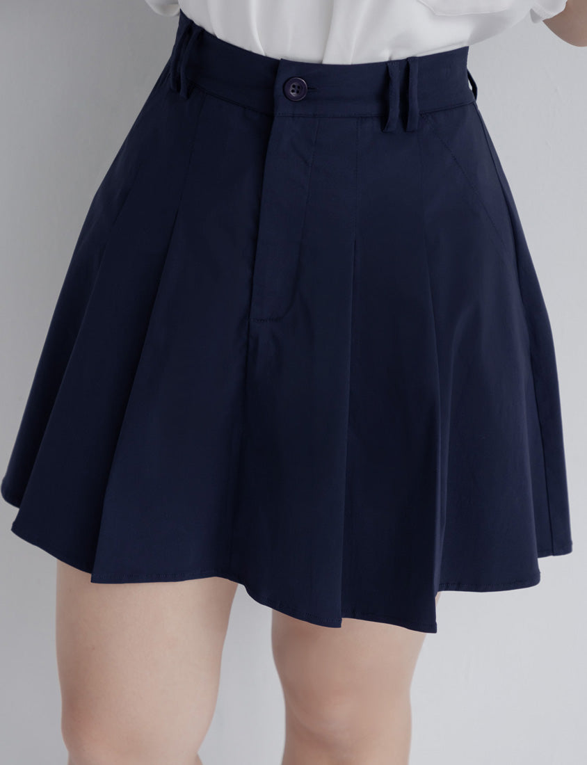 Skin-friendly Silky Pleated Back Elastic Plus Size Mini Skirt (With Pants)