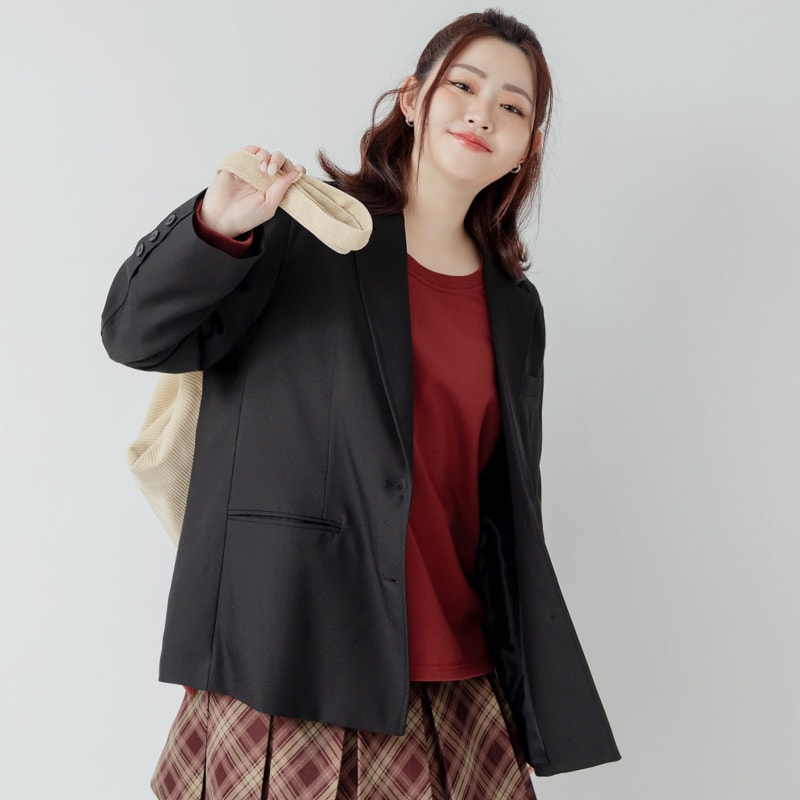 Minimal Versatile Plus Size Tailored Blazer
