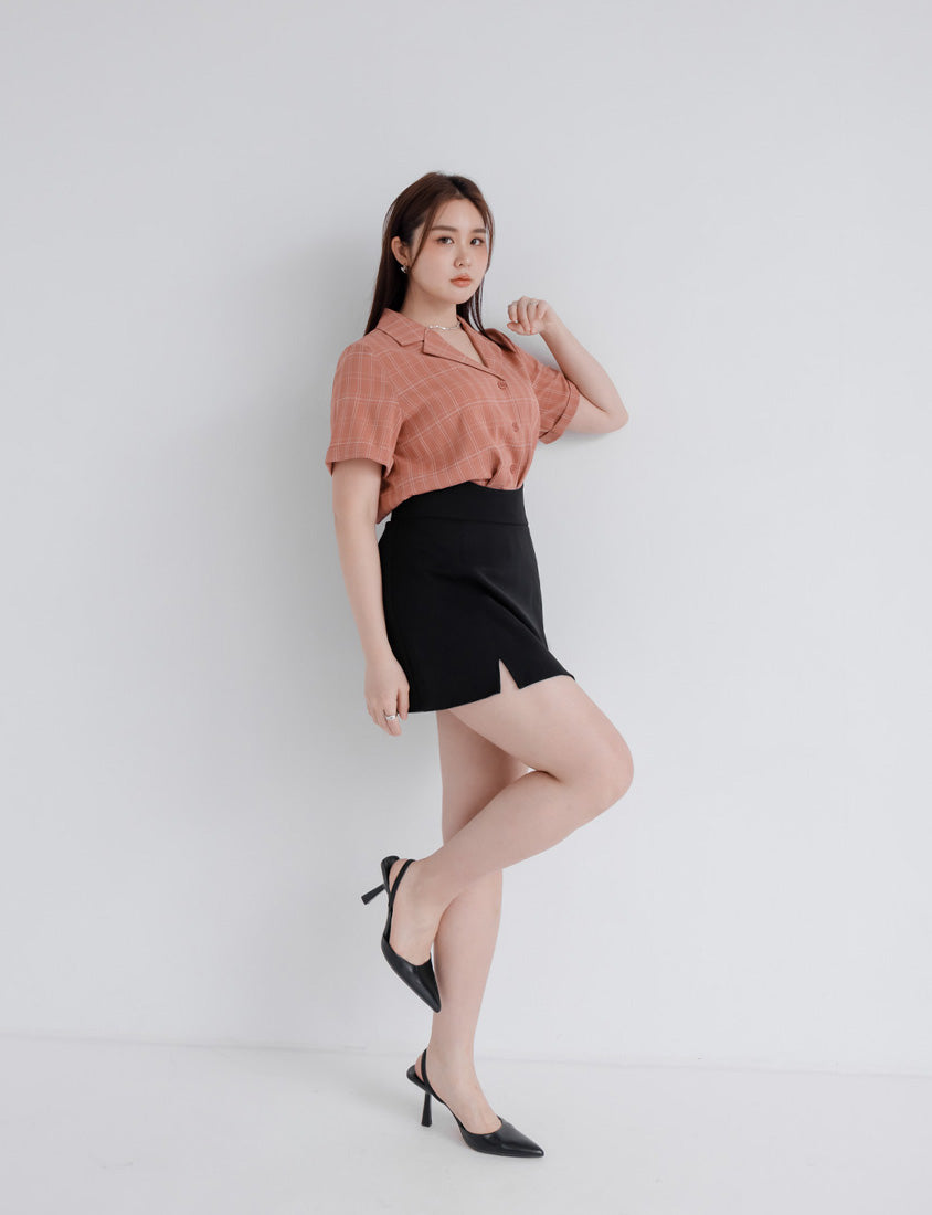 MISS. Ultra Waist-Sculpting Boned Back Elastic Slit Plus Size Mini Skirt (With Shorts)