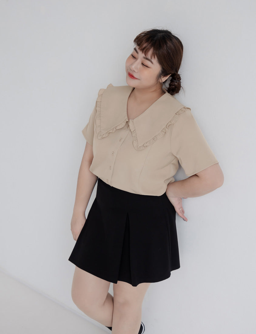 Playful Large Ruffle Collar Plus Size Short Sleeve Top