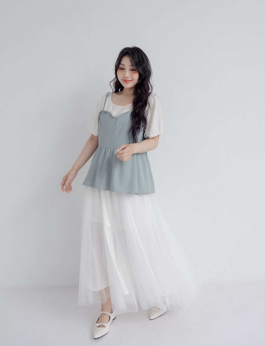 Romantic Layered Flowing Elastic Waist Plus Size Tulle Skirt
