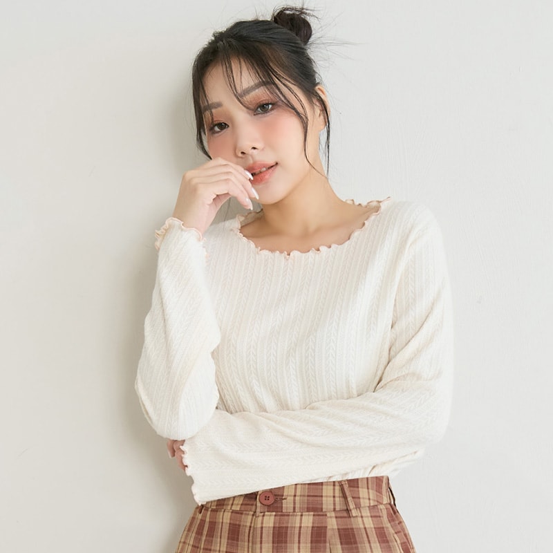 Contrast Lettuce-Edge Jacquard Plus Size Long Sleeve Top