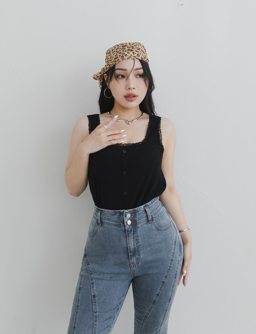 MUA! Lace Square Neck Faux Button Plus Size Sleeveless Top