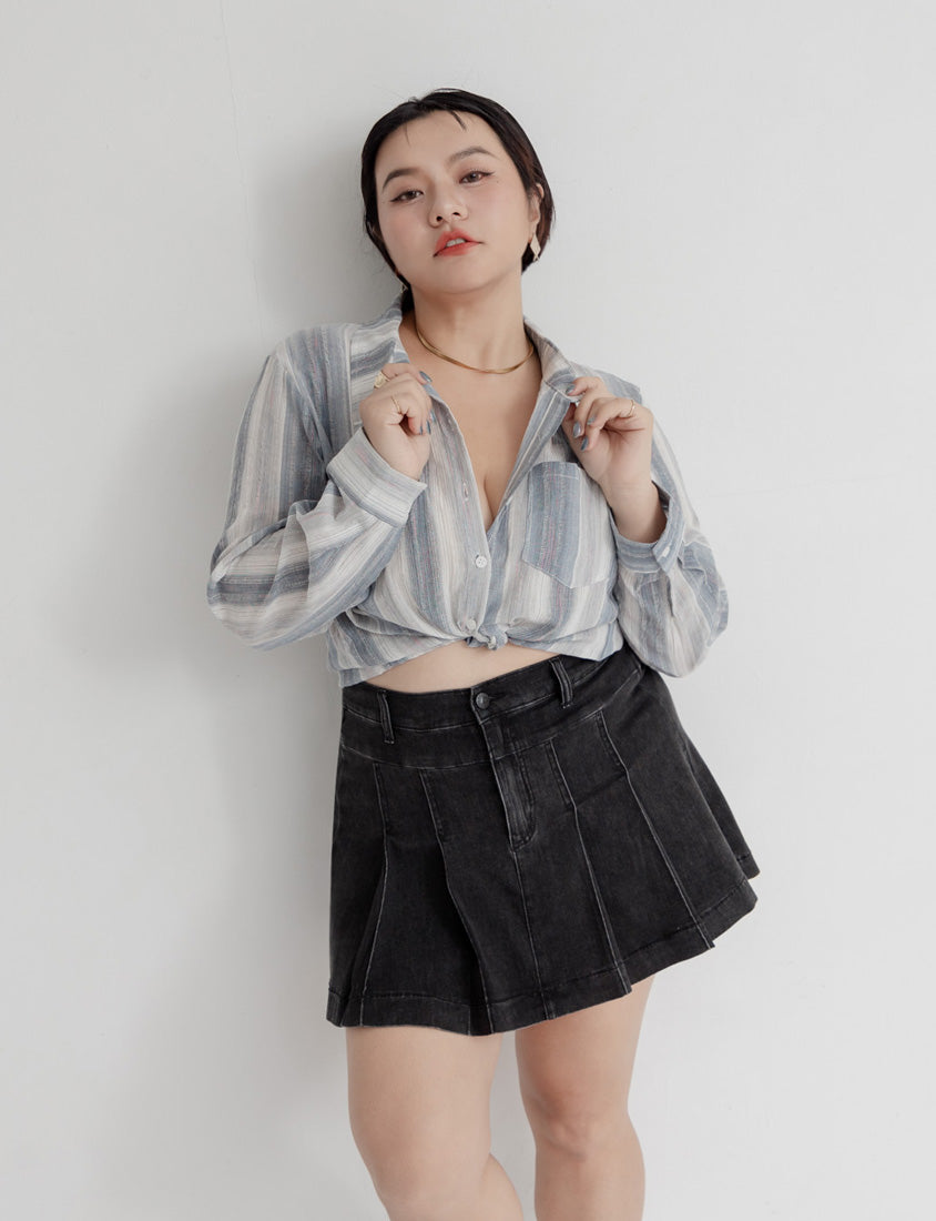 MUA! Sweet & Hot Denim Pleated Plus Size Mini Skirt (with Inner Pants)