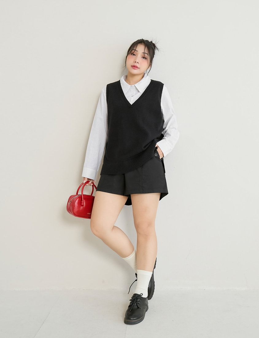 Utility Pockets Elastic Back Twill Plus Size Shorts