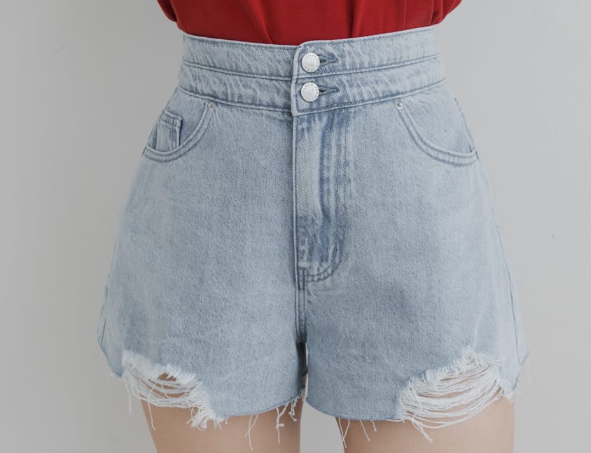 MUA! Edgy Raw-Hem Distressed Plus Size Denim Shorts
