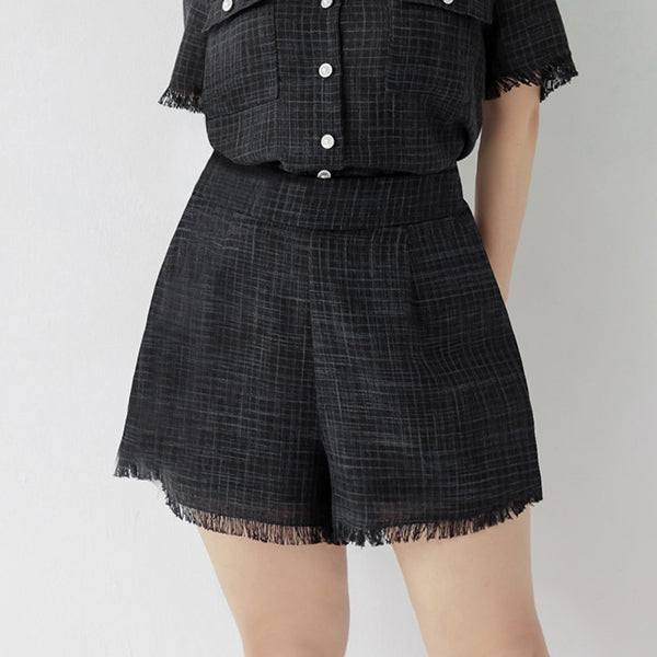 MISS. Tweed Fringe Trim Back Elastic Waist Plus Size Shorts
