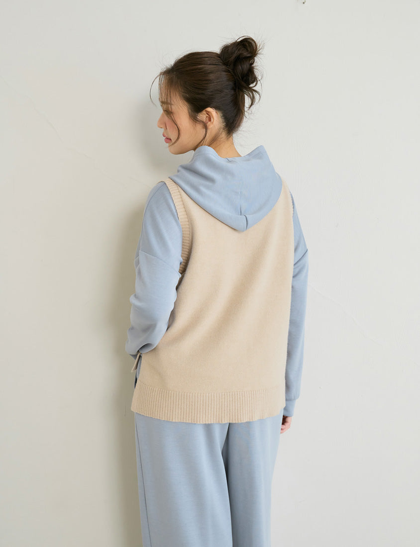 Versatile Multicolor V-Neck Cropped Plus Size Knit Vest