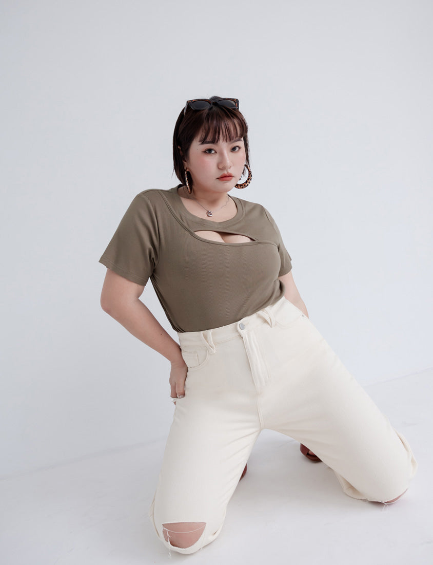 MUA! Sexy Cut-out Ribbed Plus Size Top