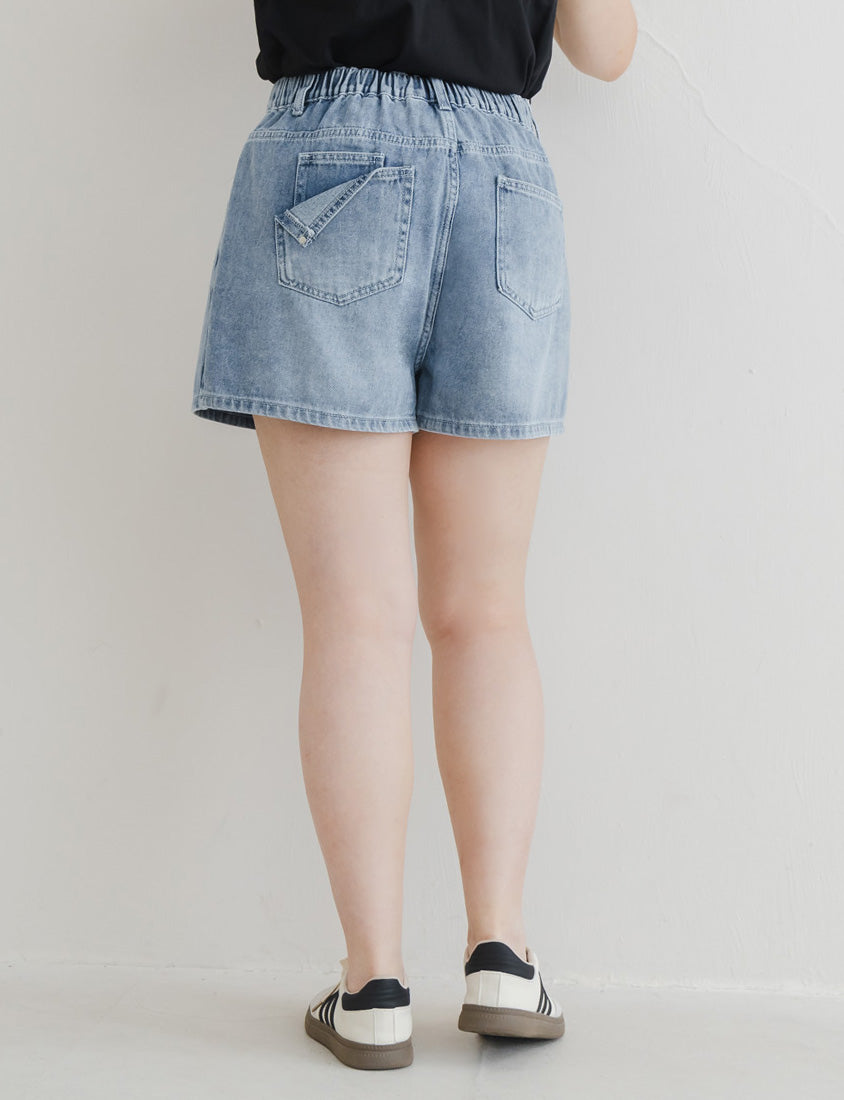 Curved Stitch A-Line Plus Size Skort