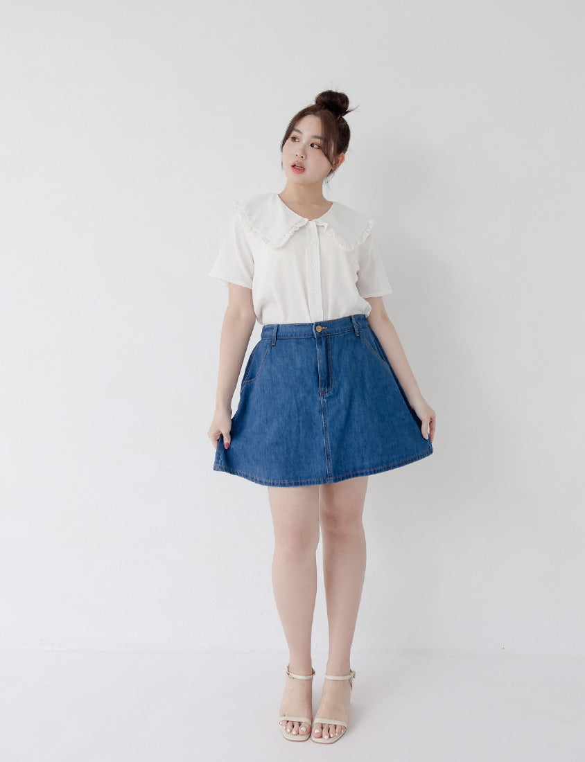 Playful Large Ruffle Collar Plus Size Short Sleeve Top
