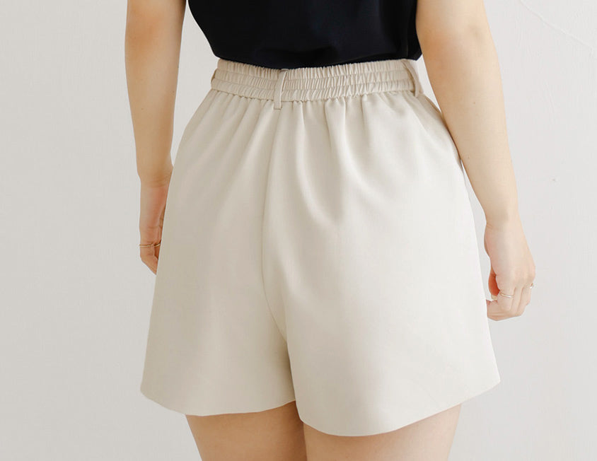 MISS. Elegant Back Elastic Waist Plus Size Tailored Shorts