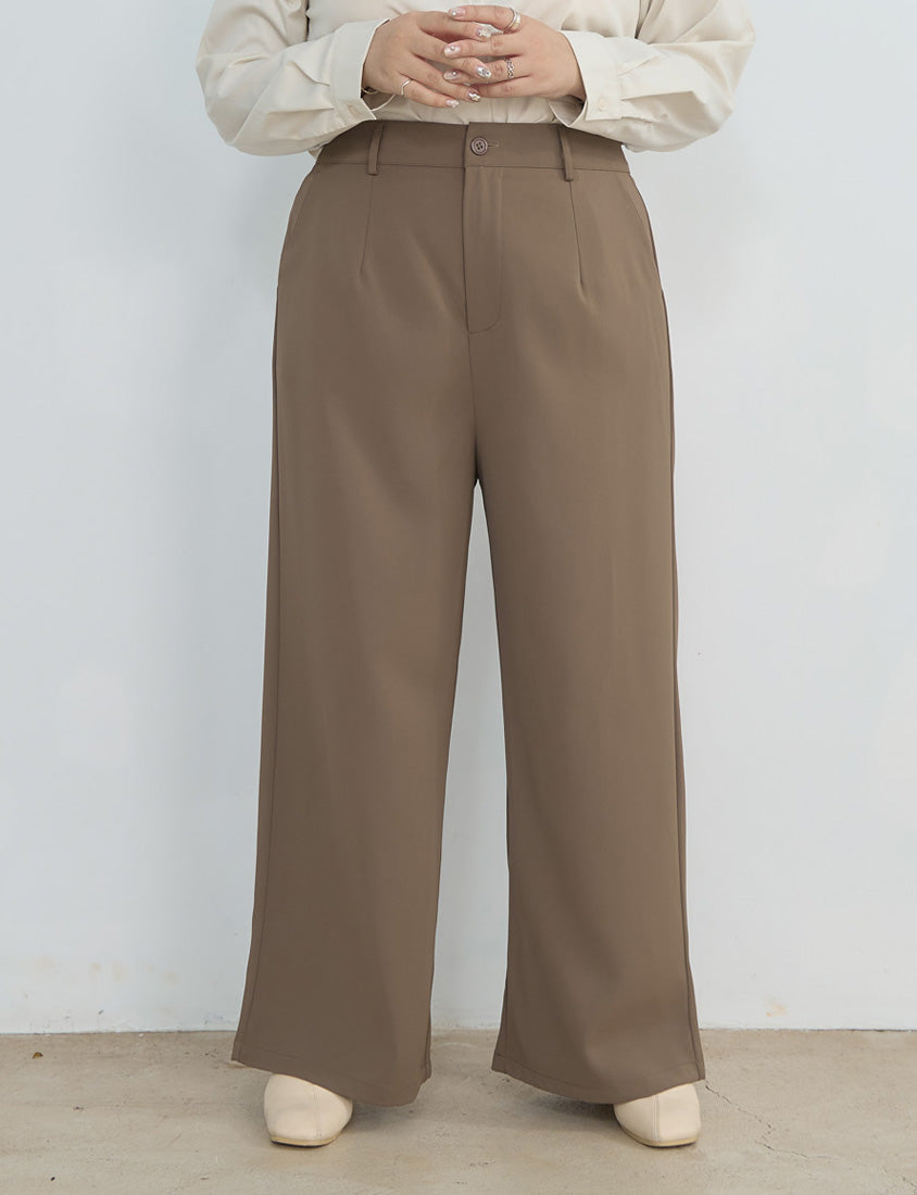 MISS. Apple-Shaped Friendly! Perfect Fit Wrinkle Resistant Straight Cut Trousers