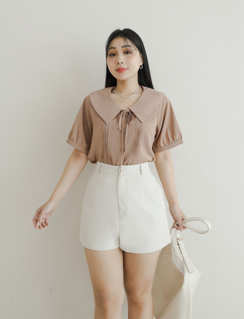 MISS. Sweet Pleated Lapel Collar Plus Size Puff Sleeve Blouse
