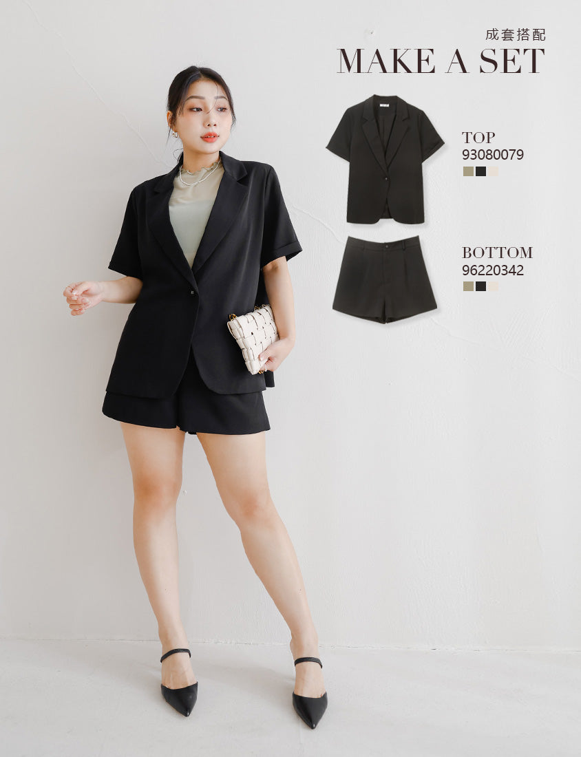 MISS. Elegant Back Elastic Waist Plus Size Tailored Shorts