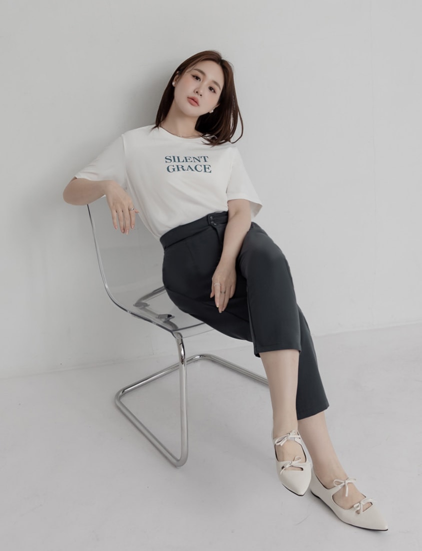 MISS. Basic Graphic Print Plus Size Short Sleeve Tee