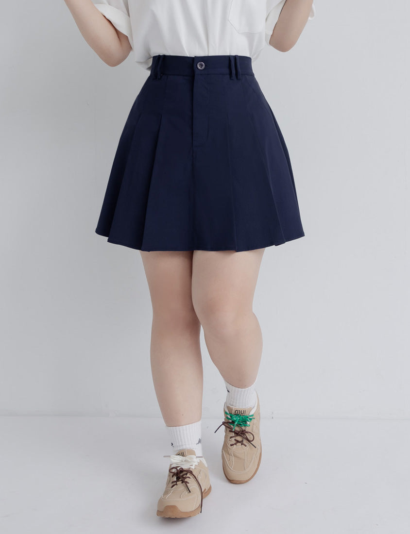 Skin-friendly Silky Pleated Back Elastic Plus Size Mini Skirt (With Pants)