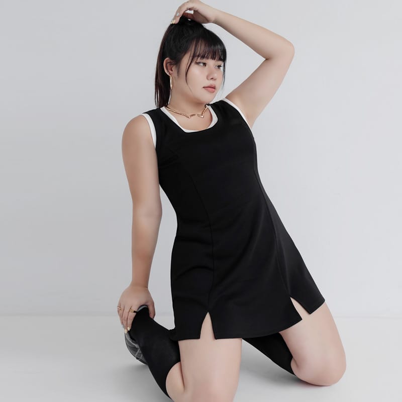 MUA! Space Cotton Faux Two-Piece Stitch Plus Size Mini Dress
