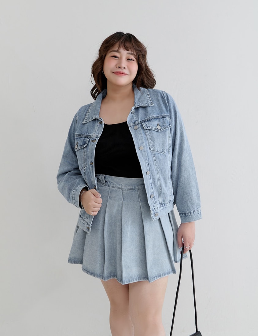Playful Pleated Denim Mini Skirt (with Button)