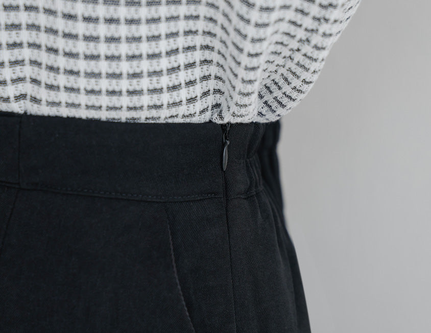 MISS. Latte Series Waistband Twill Plus Size Shorts