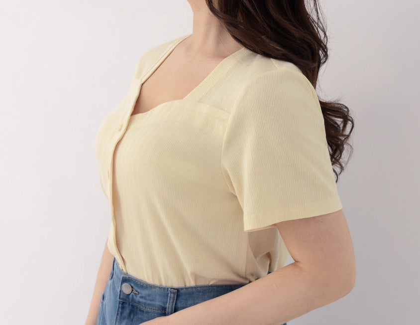 Multicolor Heart Collar Floral Button Plus Size Ribbed Top