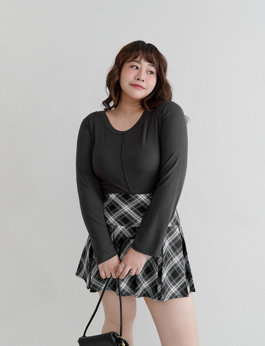 Crewneck 3D Pleated Plus Size Long Sleeve Tee