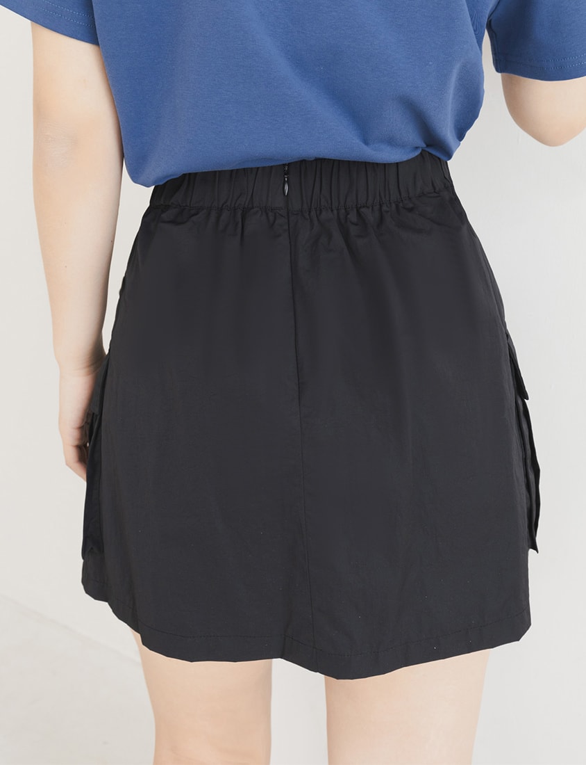 Sweet & Edgy Cargo Side-Tie Pocket Plus Size Mini Skirt  (With Inner Pants)